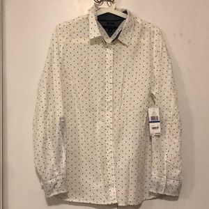 ⭐️Brand New Tommy star button down shirt.
